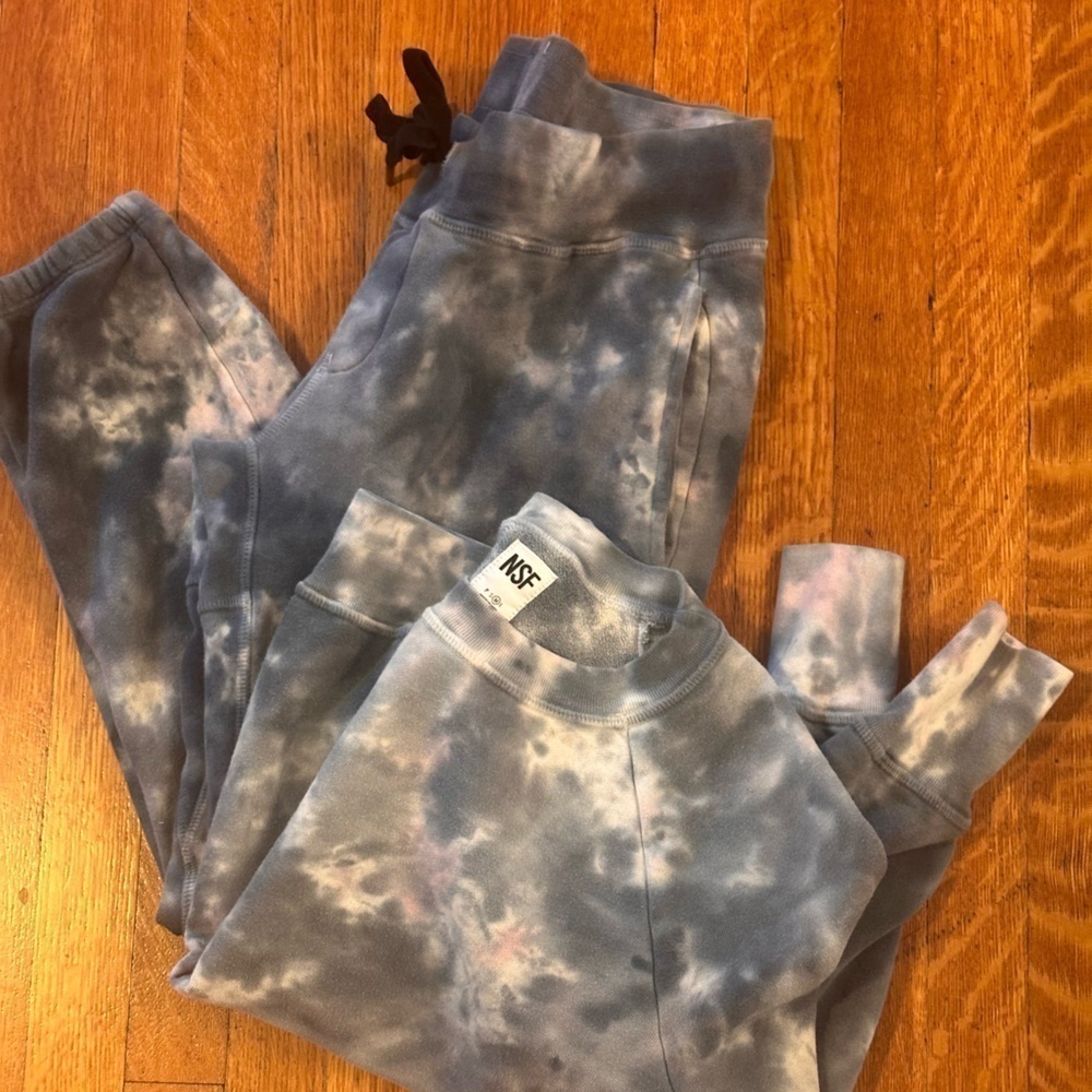 NSF SET crew neck sweatshirt and joggers.